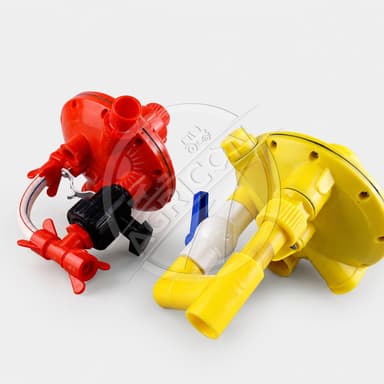 Poultry Water Pressure Regulator Automatic Adjustable Pressure Reducing Valve Pp Plastic Customized Size Multi-animal Use