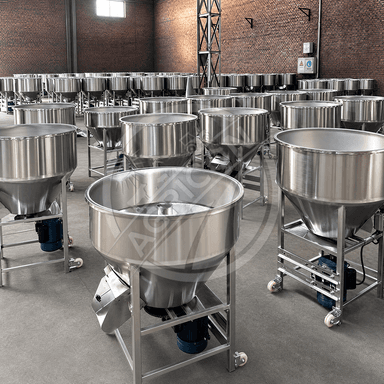 Compact Animal Feed Mixer 50-300kg 1.1-4kw Single Phase 220-380v Stainless Steel For Cattle Sheep Poultry Farm Fodder